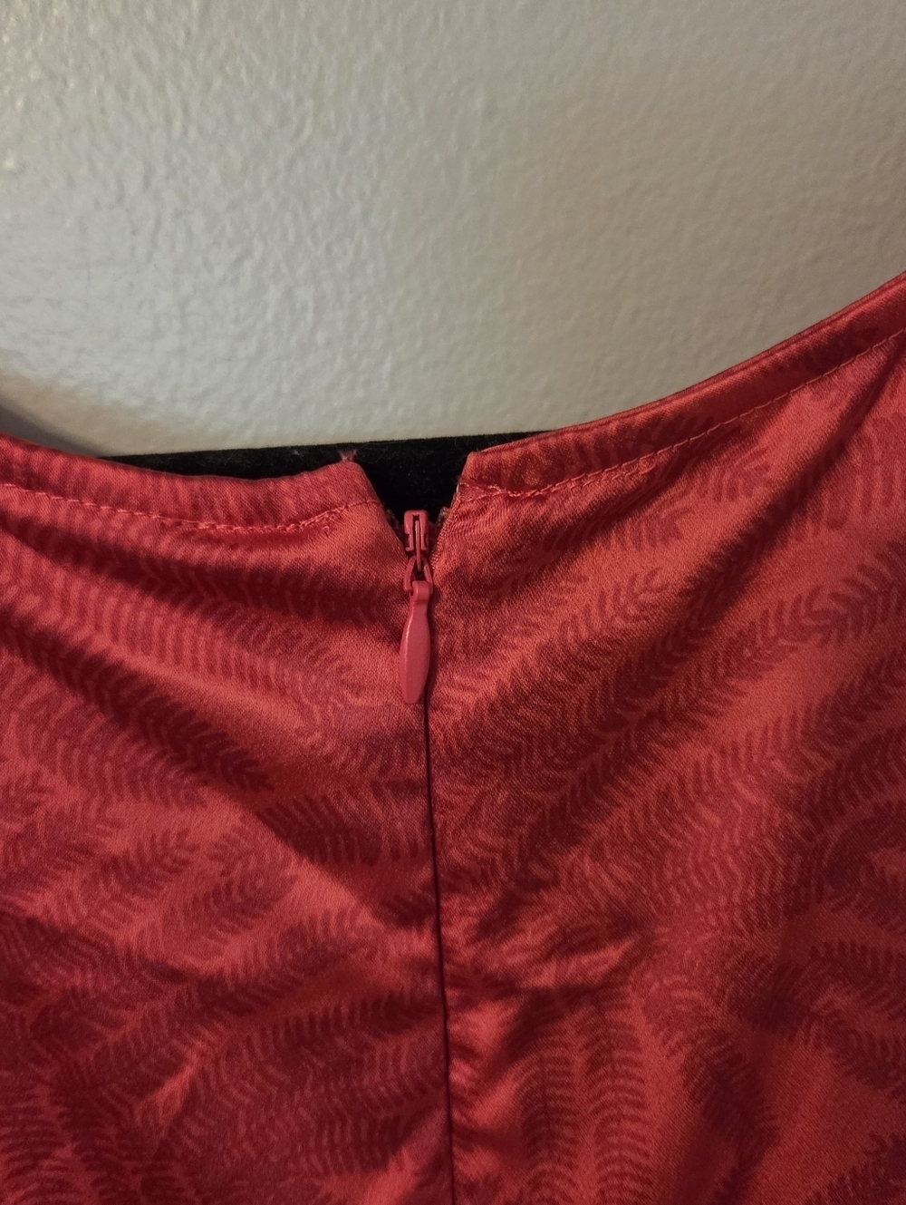 Fe Noel x Target Women's Plus Size Red Satin Maxi Dress. Sz 22 - Picture 9 of 10